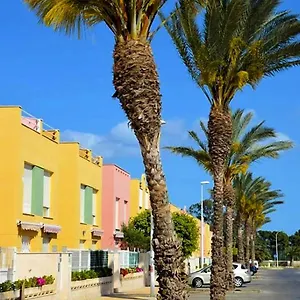 https://laguna-beach-las-marinas.es-andalucia.com